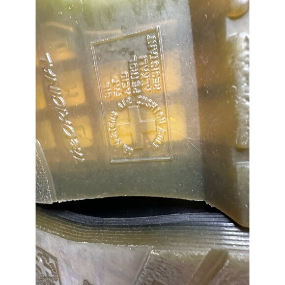 Dr. Martens Women’s Black Boots Model 1460W Size 8 Slight Scuffing Air Walk - Picture 7 of 11